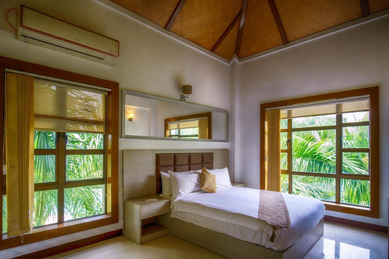 อริสโตแครต โฮเต็ล Hotel โกลกาตา ภายนอก รูปภาพ
