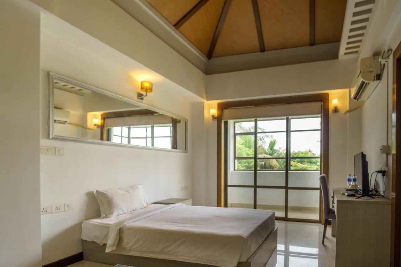 อริสโตแครต โฮเต็ล Hotel โกลกาตา ภายนอก รูปภาพ